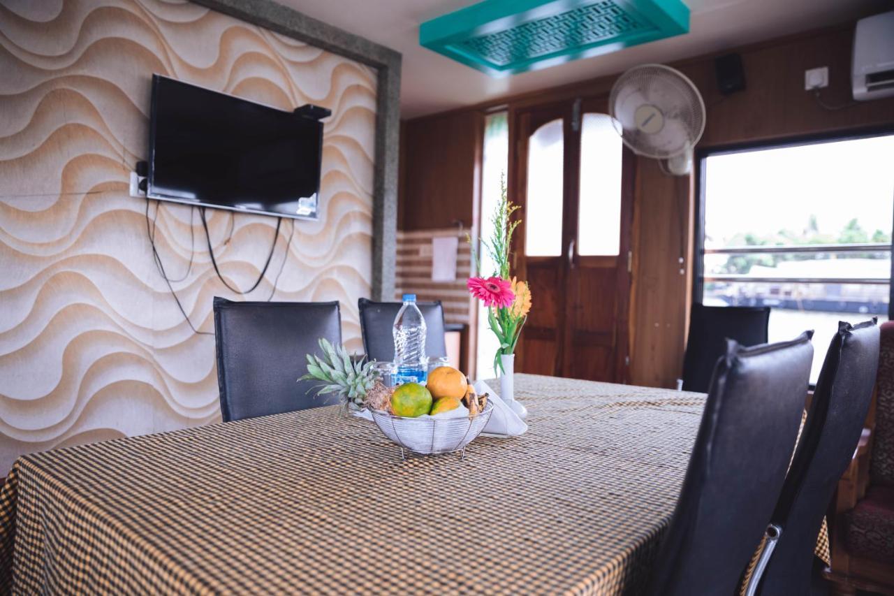 Kera Houseboats Alleppey Alappuzha Extérieur photo