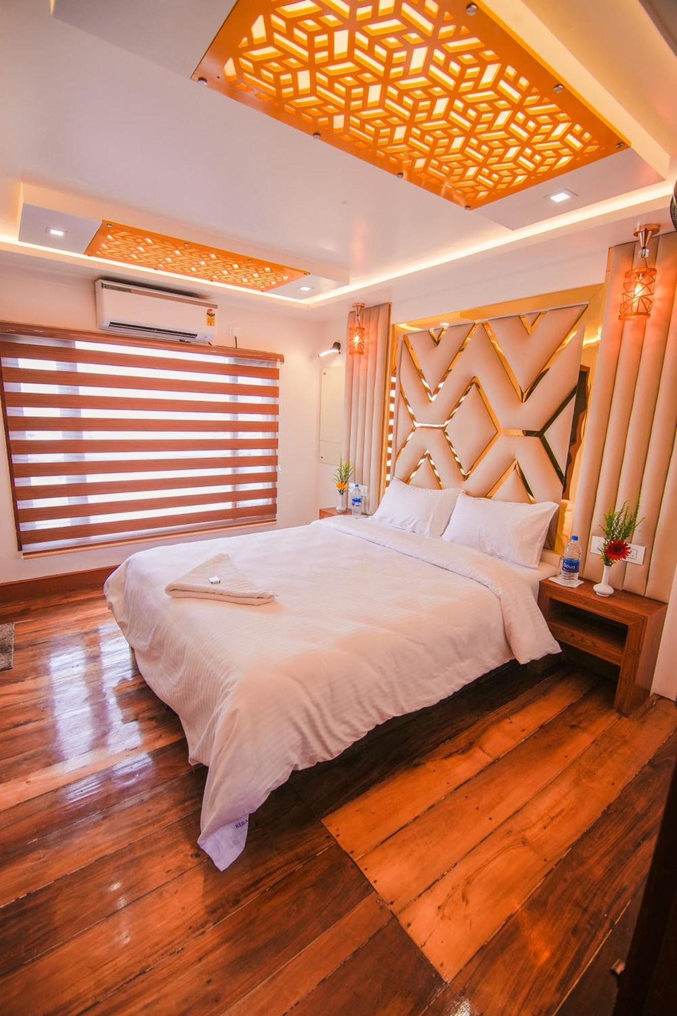 Kera Houseboats Alleppey Alappuzha Extérieur photo